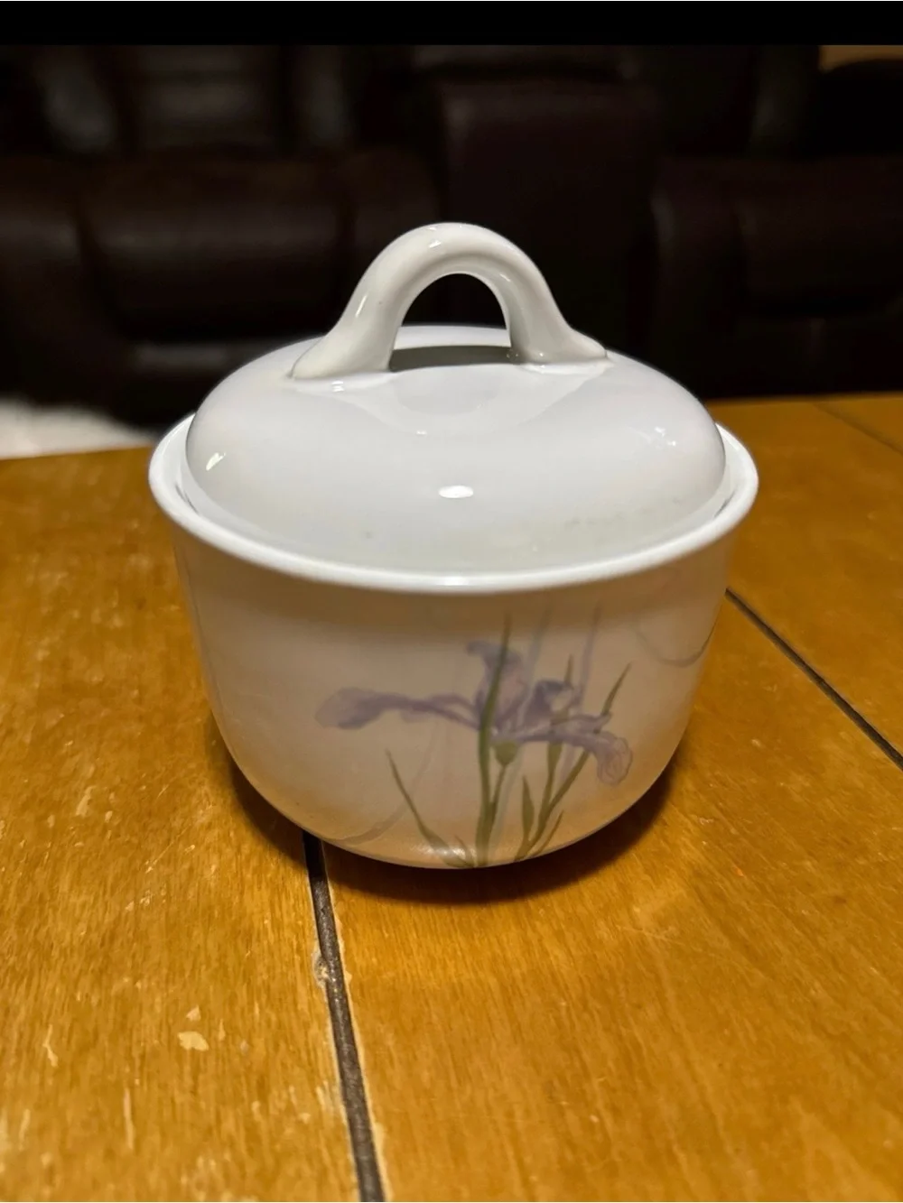 White Porcelain Covered Sugar Bowl with Delicate Purple Floral Motif.